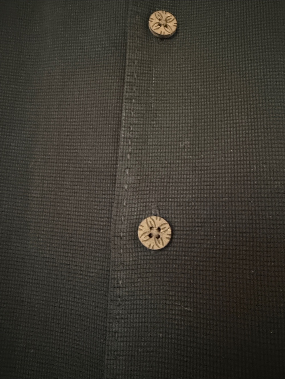 Tommy Bahama Black Short-Sleeve Button-Down Silk Shirt LG - Picture 3 of 4